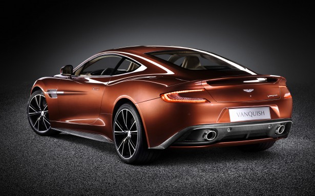 2013-aston-martin-vanquish-05